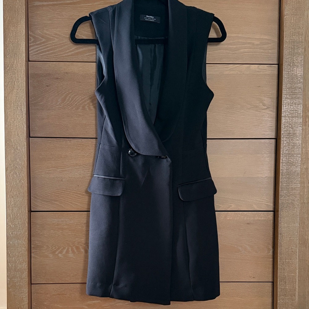 NWOT BERSHKA Elegant Black Sleeveless Vest Dress